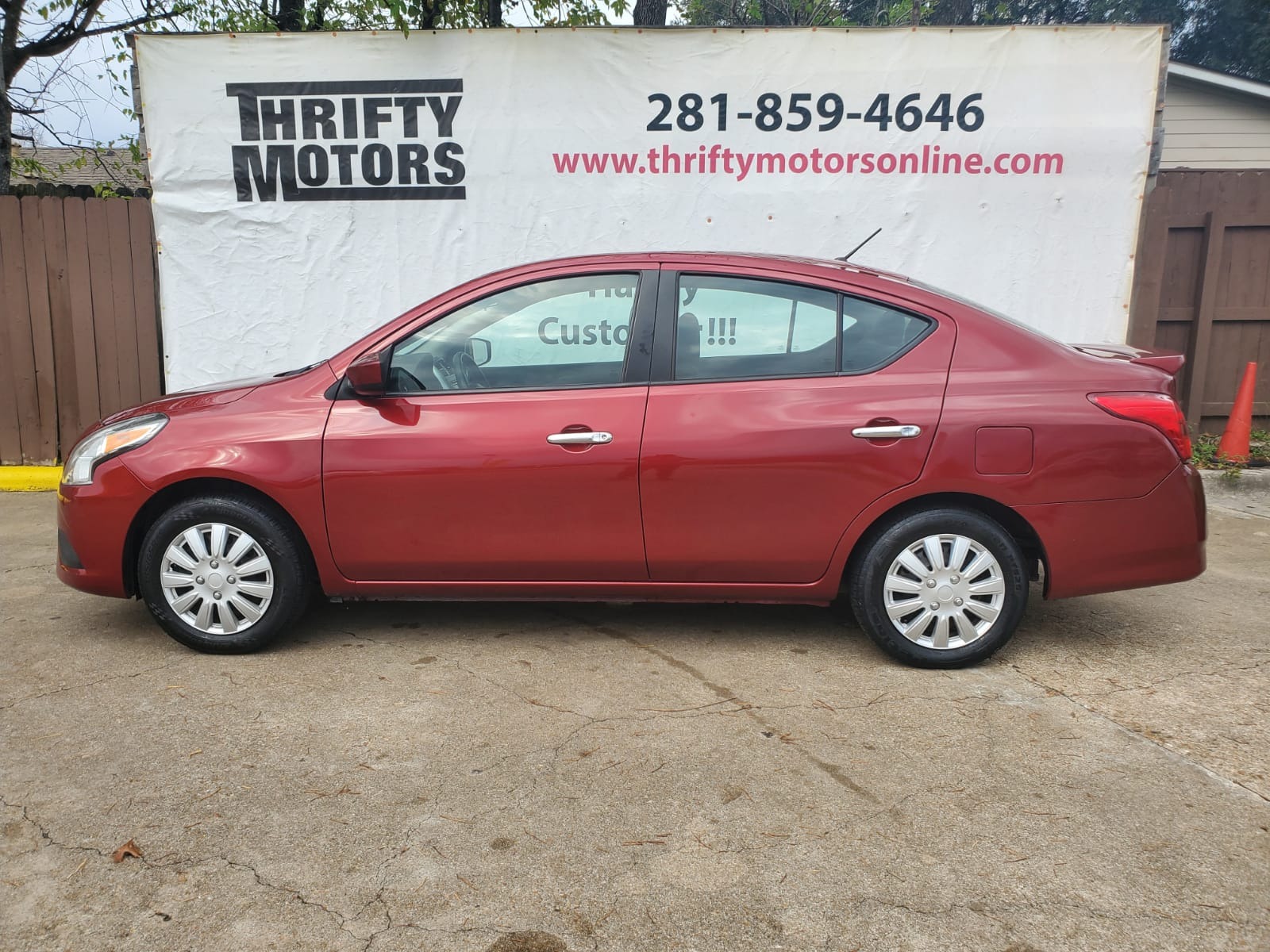 photo of 2018 Nissan Versa 1.6 SL Sedan