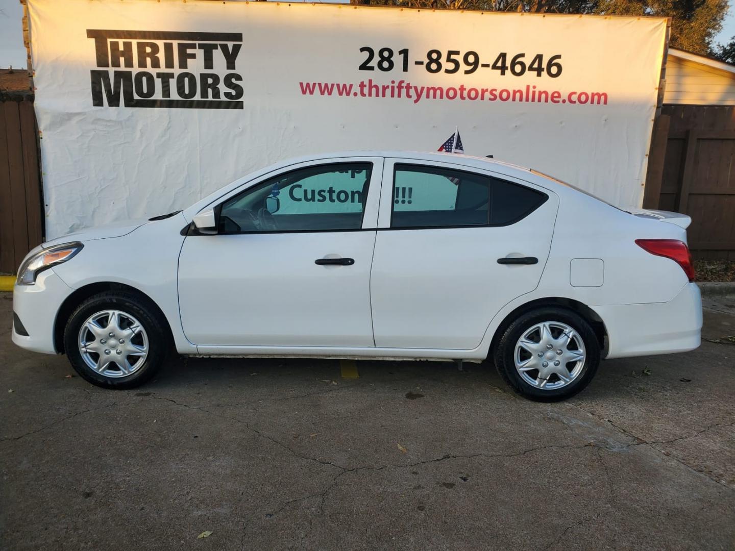 2019 White /Gray Nissan Versa 1.6 SV Sedan (3N1CN7AP6KL) with an 1.6L L4 DOHC 16V engine, Automatic transmission, located at 16710 Clay Rd., Houston, TX, 77084, (281) 859-7900, 29.834864, -95.656166 - Low Down. Low Payments. - Photo#4