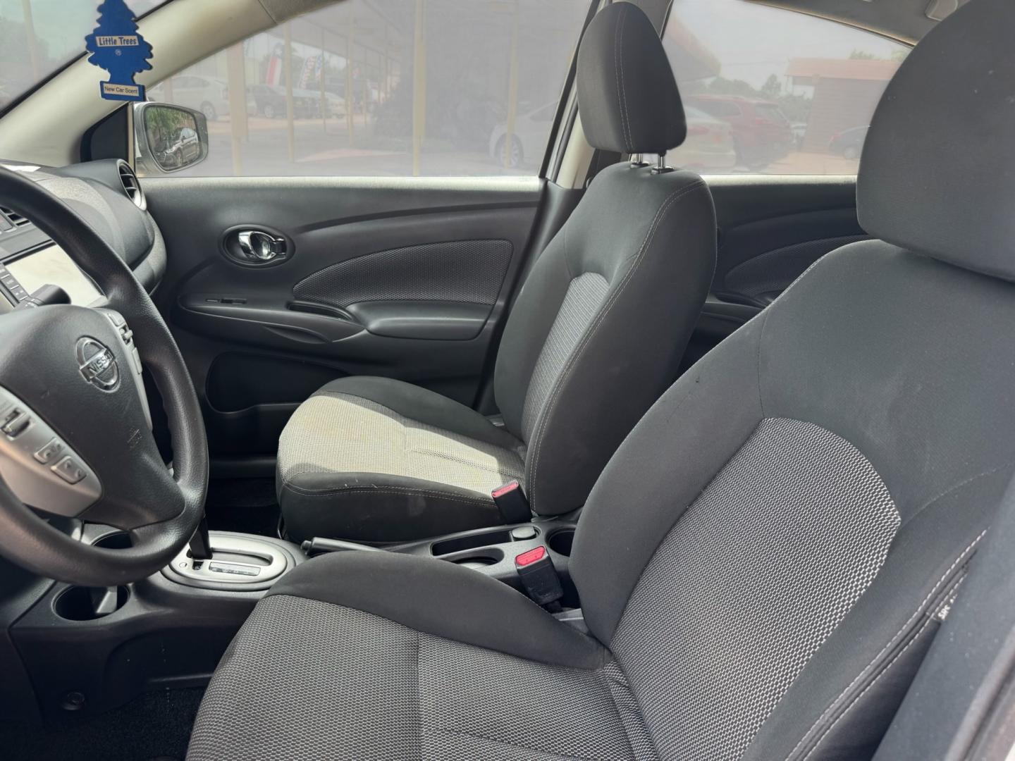 2019 White /Gray Nissan Versa 1.6 SV Sedan (3N1CN7AP6KL) with an 1.6L L4 DOHC 16V engine, Automatic transmission, located at 16710 Clay Rd., Houston, TX, 77084, (281) 859-7900, 29.834864, -95.656166 - Low Down. Low Payments.- Photo#9