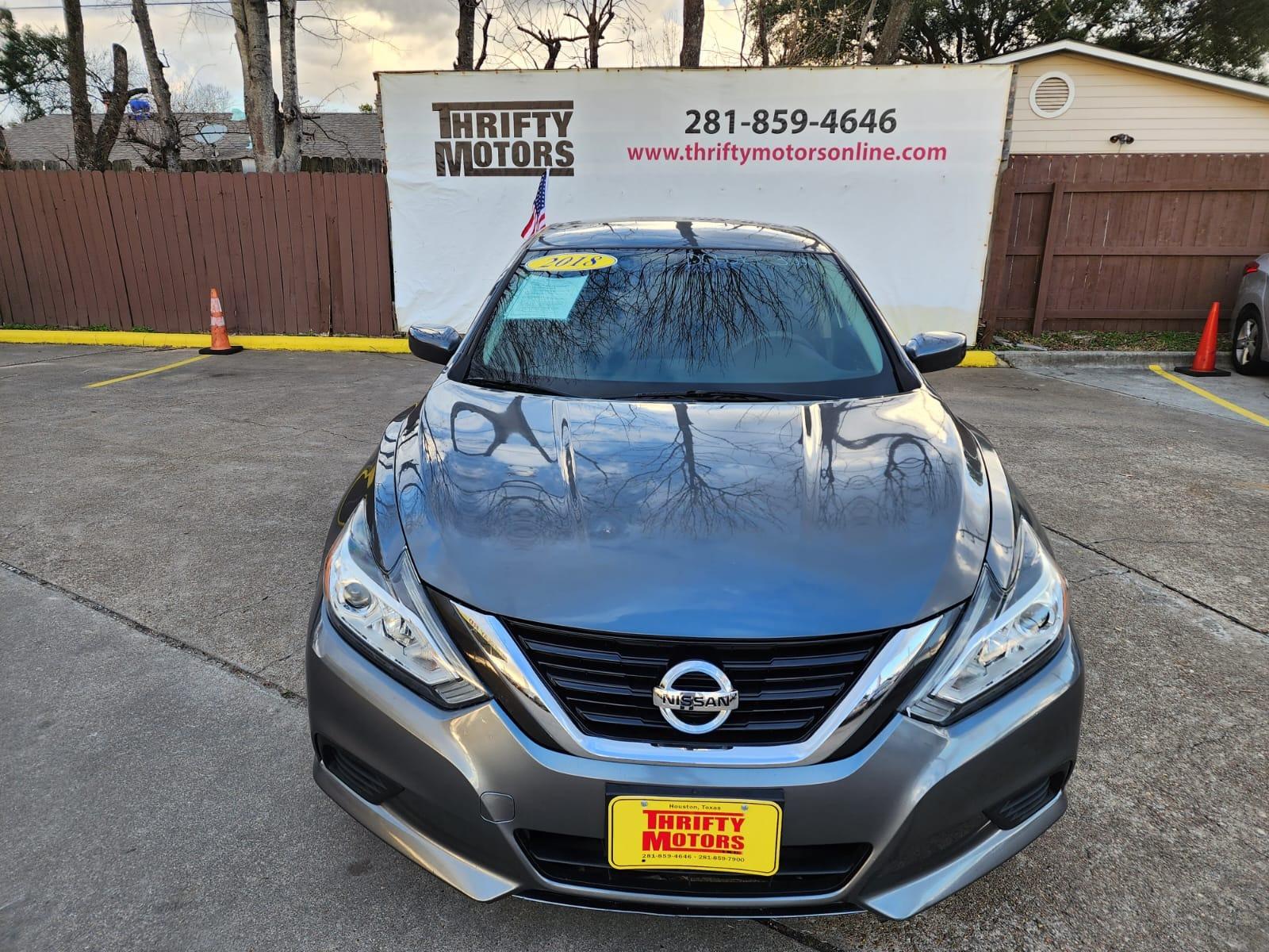 2018 Silver Nissan Altima 2.5 (1N4AL3AP4JC) with an 2.5L L4 DOHC 16V engine, CVT transmission, located at 16710 Clay Rd., Houston, TX, 77084, (281) 859-7900, 29.834864, -95.656166 - Low Down. Low Payments. - Photo #7