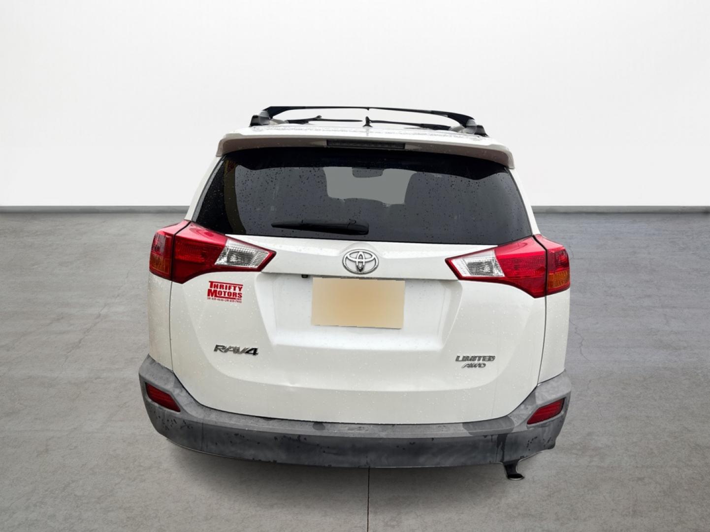 2013 White /Gray Toyota RAV4 Limited AWD (2T3DFREV7DW) with an 2.5L L4 DOHC 16V engine, 6-Speed Automatic transmission, located at 16710 Clay Rd., Houston, TX, 77084, (281) 859-7900, 29.834864, -95.656166 - Low Down. Low Payments. - Photo#5