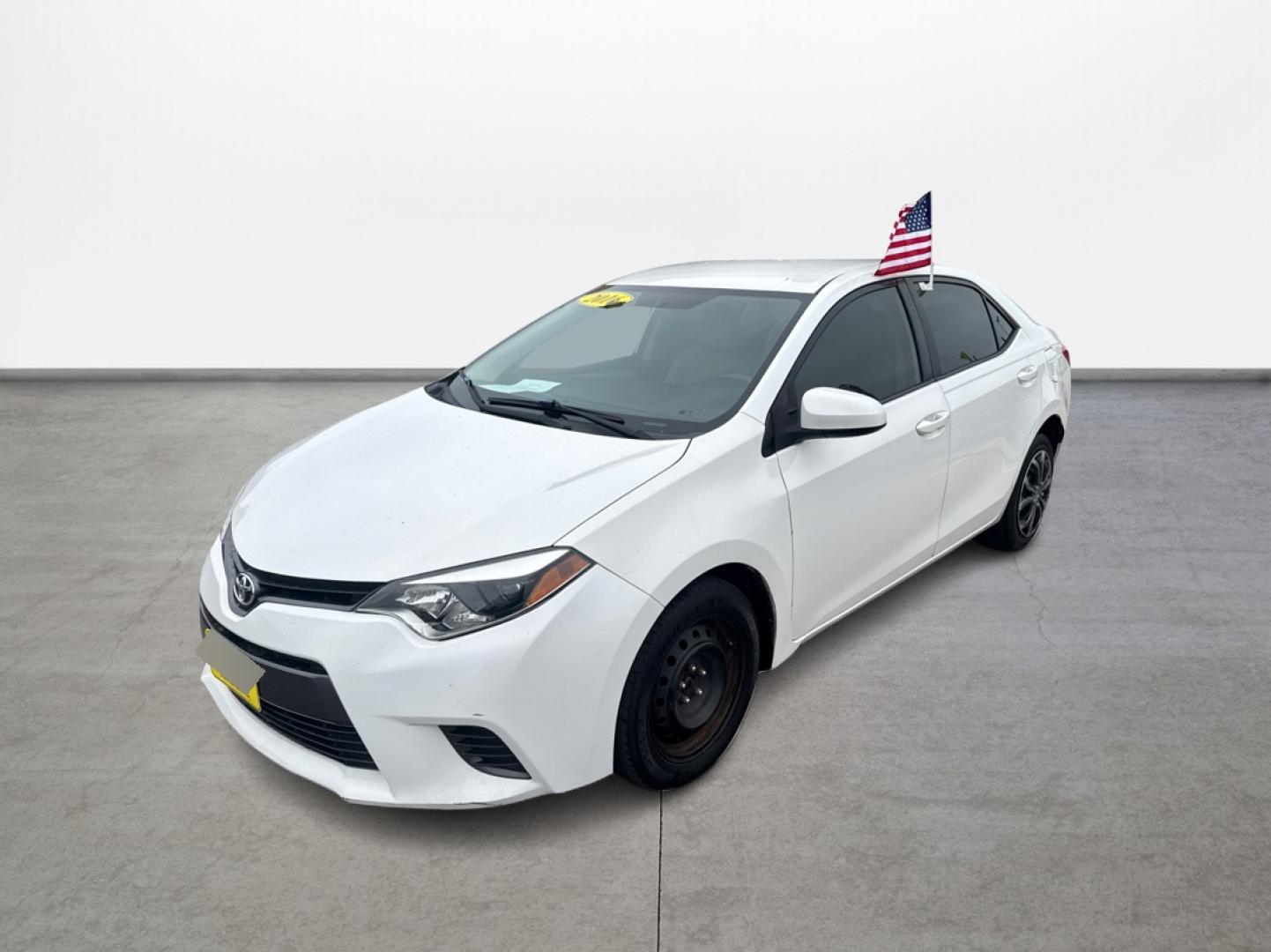 2016 White Toyota Corolla L 4-Speed AT (2T1BURHE7GC) with an 1.8L L4 DOHC 16V engine, 4A transmission, located at 16710 Clay Rd., Houston, TX, 77084, (281) 859-7900, 29.834864, -95.656166 - Low Down. Low Payments. - Photo#8