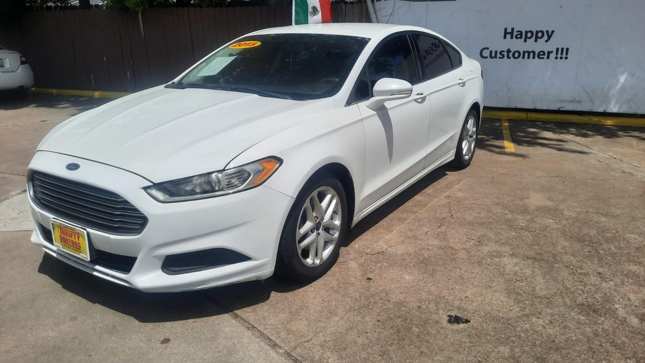 2015 Ford Fusion SE (3FA6P0H73FR) with an 2.5L L4 DOHC 16V engine, located at 16710 Clay Rd., Houston, TX, 77084, (281) 859-7900, 29.834864, -95.656166 - Photo #6