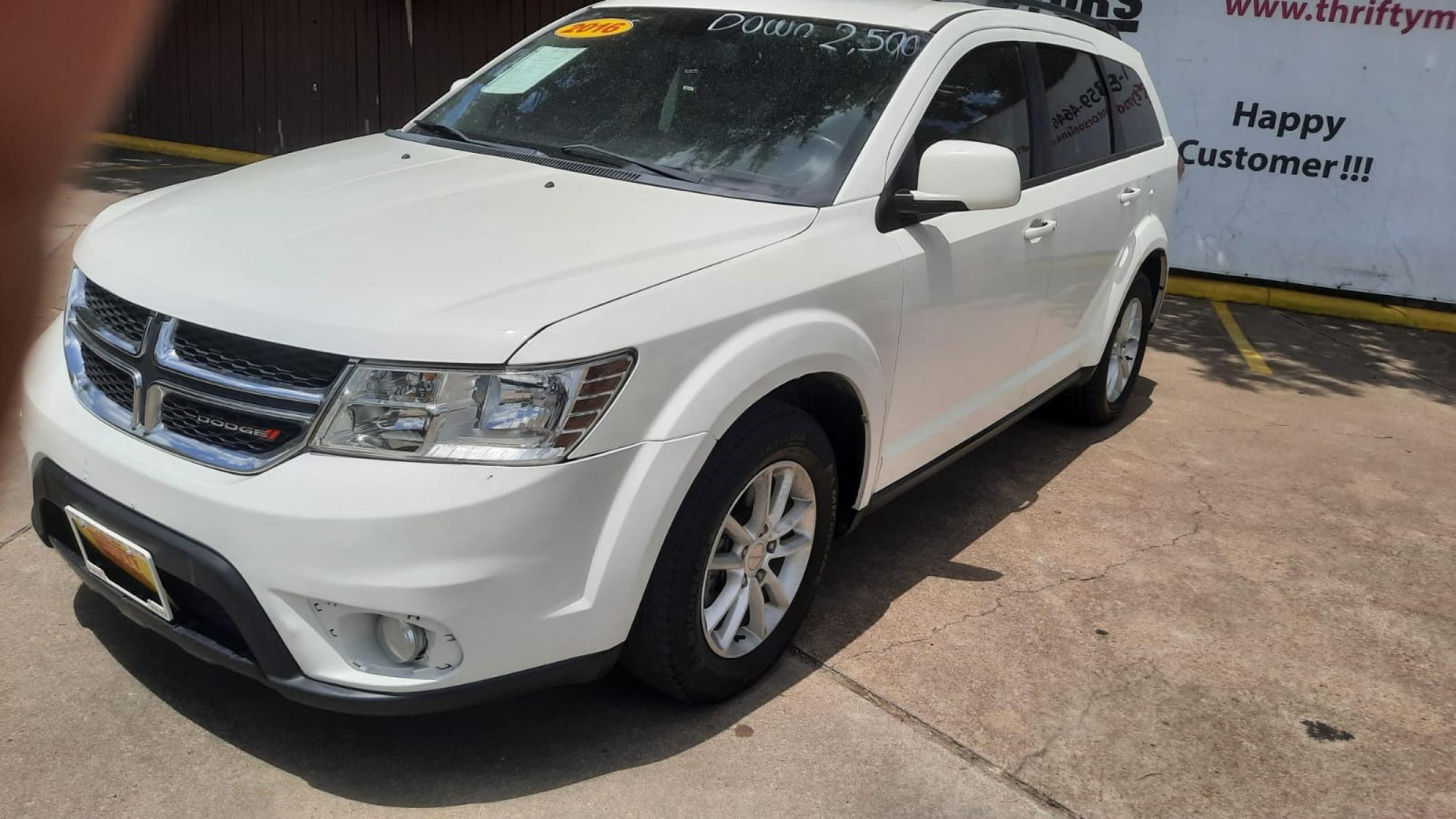 2016 Dodge Journey SXT (3C4PDCBB7GT) with an 2.4L L6 DOHC 16V engine, 4A transmission, located at 16710 Clay Rd., Houston, TX, 77084, (281) 859-7900, 29.834864, -95.656166 - Photo #6