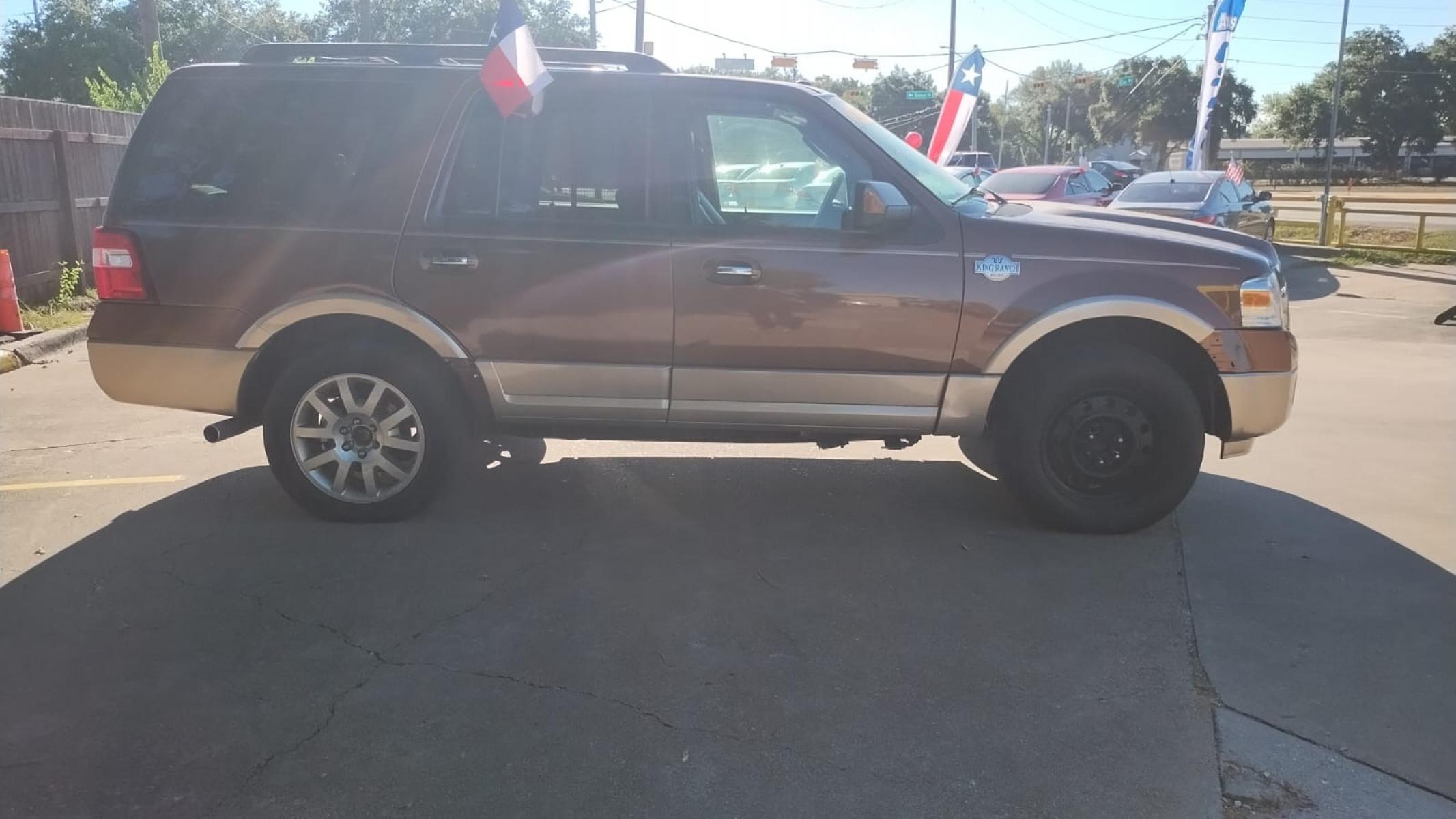 2012 Ford Expedition King Ranch 2WD (1FMJU1H57CE) with an 5.4L V8 SOHC 16V FFV engine, 6-Speed Automatic transmission, located at 16710 Clay Rd., Houston, TX, 77084, (281) 859-7900, 29.834864, -95.656166 - Photo #8