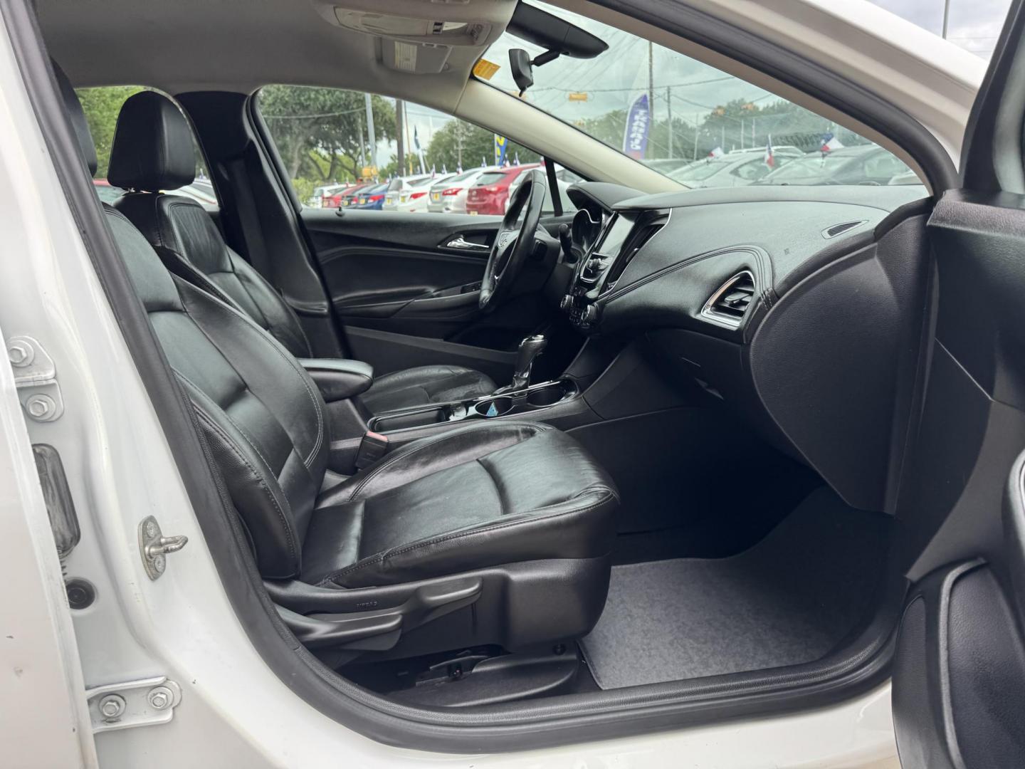 2017 White /black Chevrolet Cruze (1G1BF5SM9H7) , located at 16710 Clay Rd., Houston, TX, 77084, (281) 859-7900, 29.834864, -95.656166 - Photo#3