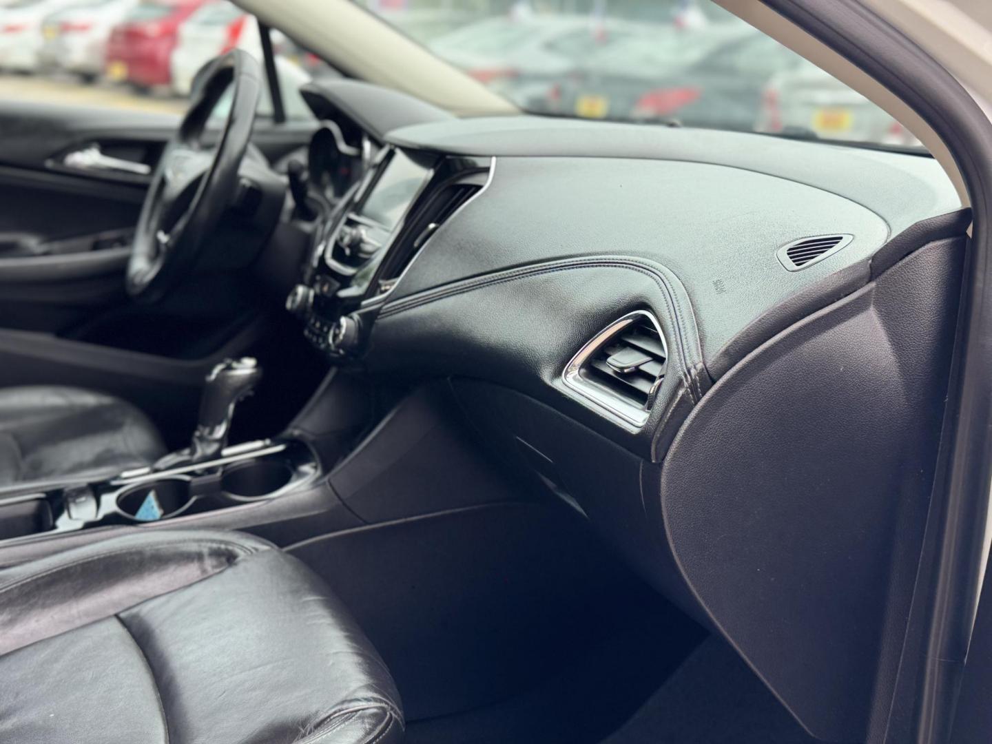 2017 White /black Chevrolet Cruze (1G1BF5SM9H7) , located at 16710 Clay Rd., Houston, TX, 77084, (281) 859-7900, 29.834864, -95.656166 - Photo#4
