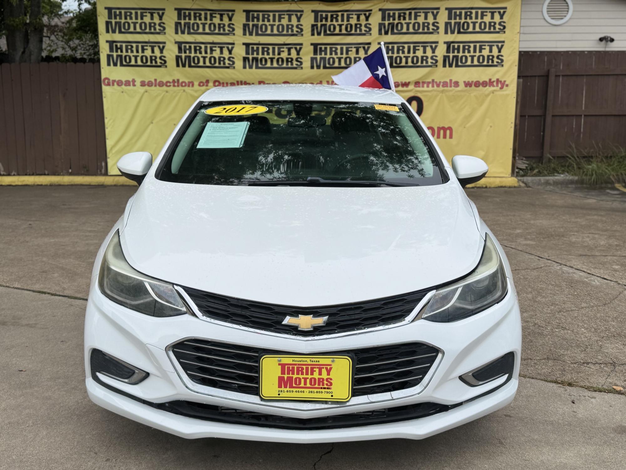 photo of 2017 Chevrolet Cruze Premier Auto