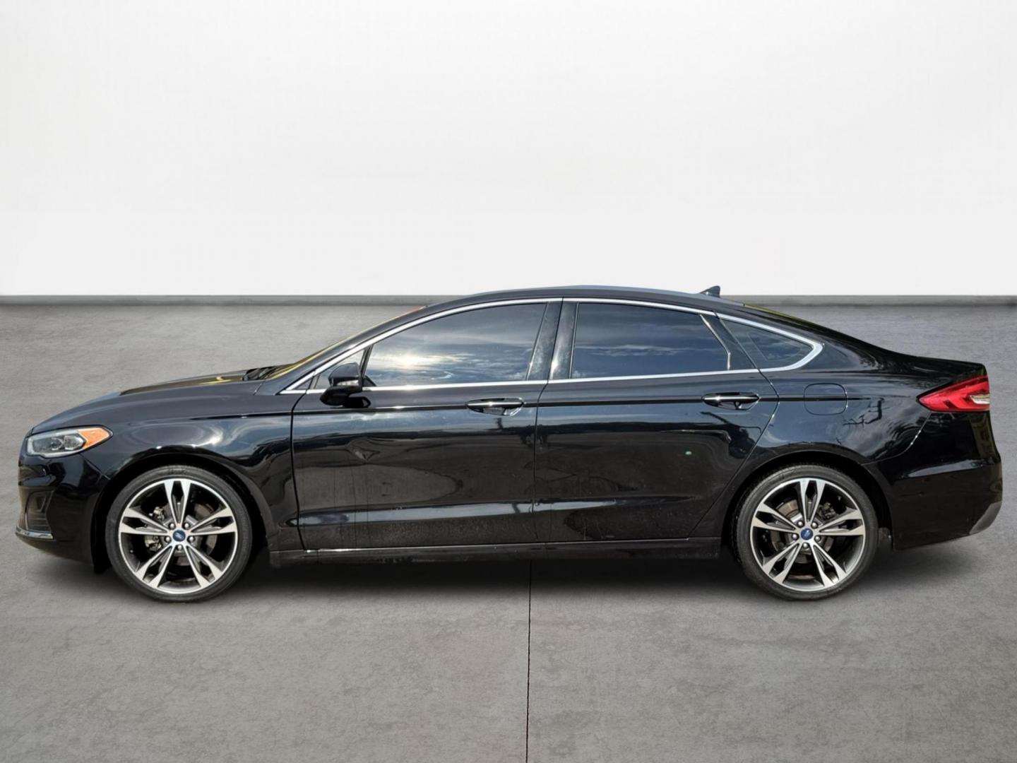 2019 Black /BLACK Ford Fusion (3FA6P0CD3KR) , located at 16710 Clay Rd., Houston, TX, 77084, (281) 859-7900, 29.834864, -95.656166 - Photo#5