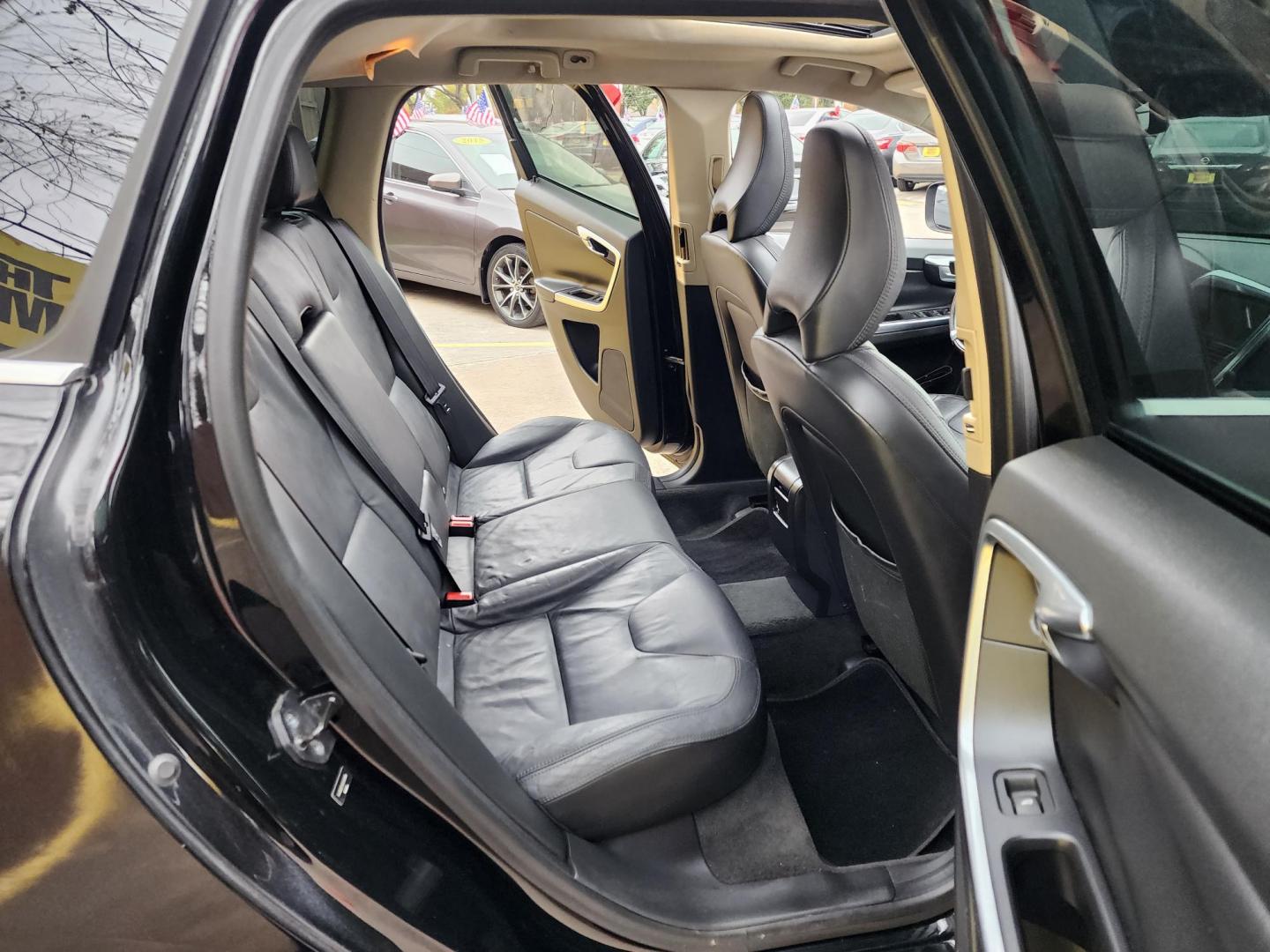 2013 Black /Gray Volvo XC60 (YV4902DZ4D2) , Automatic transmission, located at 16710 Clay Rd., Houston, TX, 77084, (281) 859-7900, 29.834864, -95.656166 - Photo#15
