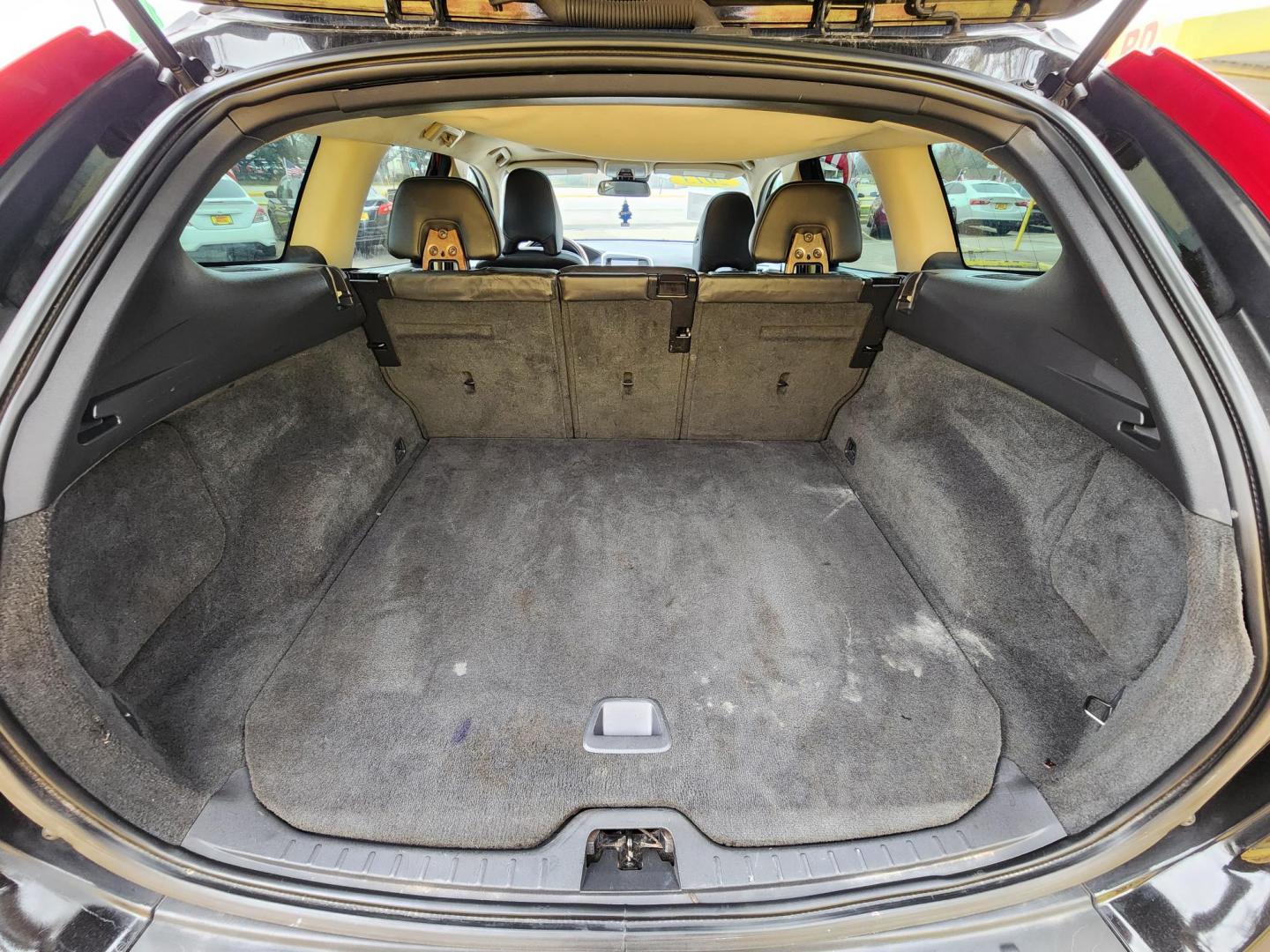 2013 Black /Gray Volvo XC60 (YV4902DZ4D2) , Automatic transmission, located at 16710 Clay Rd., Houston, TX, 77084, (281) 859-7900, 29.834864, -95.656166 - Photo#16