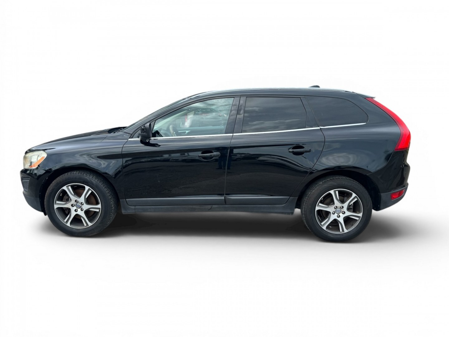 2013 Black /Gray Volvo XC60 (YV4902DZ4D2) , Automatic transmission, located at 16710 Clay Rd., Houston, TX, 77084, (281) 859-7900, 29.834864, -95.656166- Photo#7